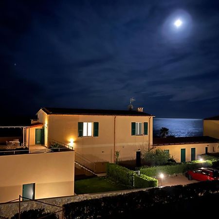 Appartamento Romantico Con Piscina Cervo Exterior photo