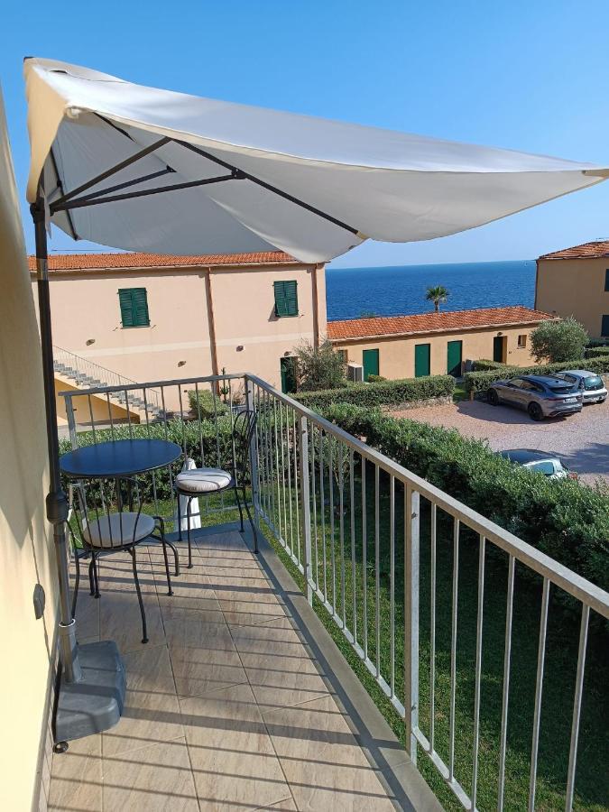 Appartamento Romantico Con Piscina Cervo Exterior photo